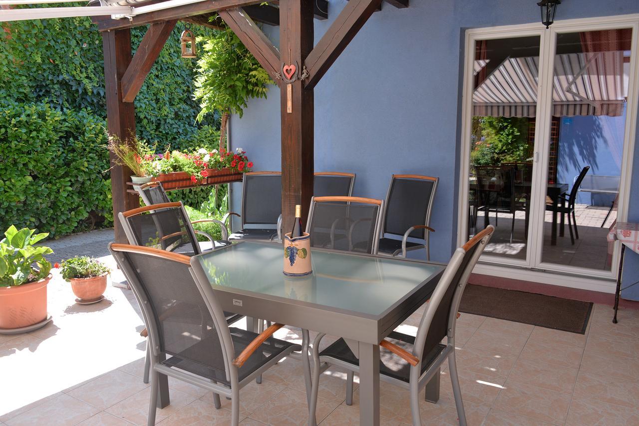 Eden Des Choux Hotel Krautergersheim Bagian luar foto